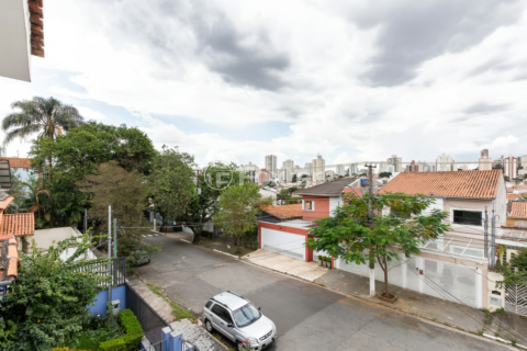 Image 11 - 988518