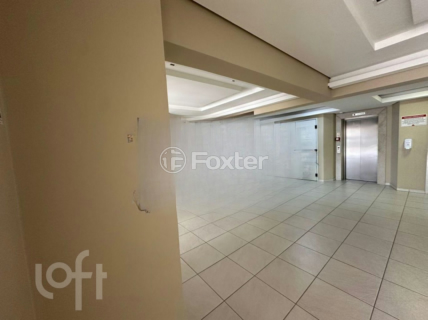 Image 21 - 988573