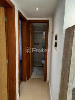 Image 8 - 988587