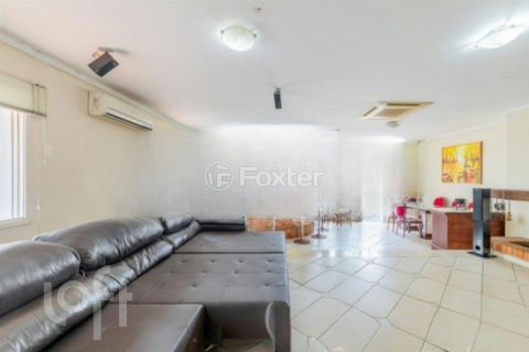 Image 7 - 988589