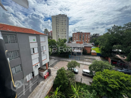 Image 6 - 988639
