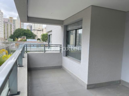 Image 4 - 988647