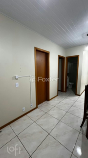 Image 4 - 988733