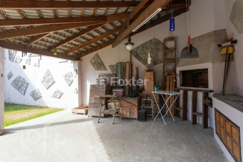 Image 32 - 988871
