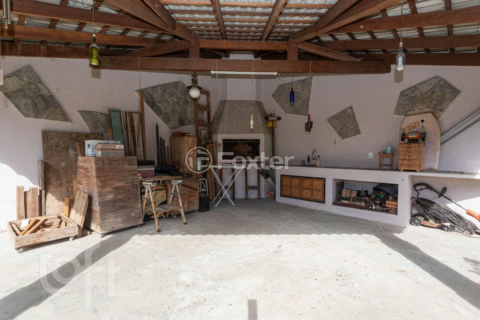 Image 31 - 988871