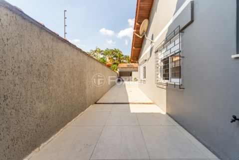 Image 30 - 988882