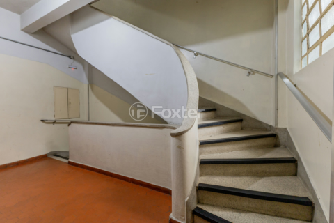 Image 33 - 988924