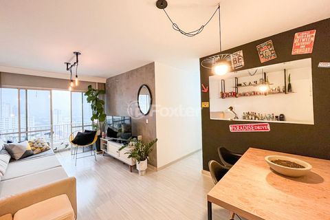 Image 8 - 988977