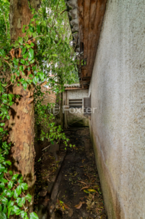 Image 30 - 988994