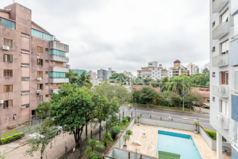 Image 3 - 989104