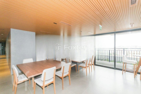 Image 31 - 989238