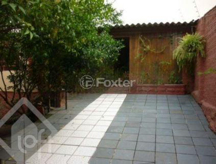 Image 11 - 989299