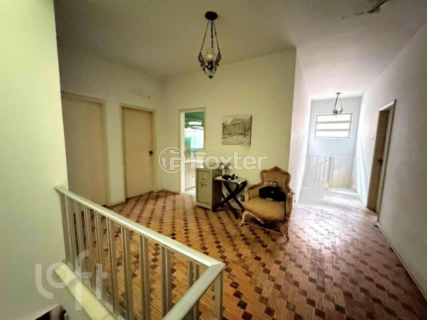 Image 7 - 989408