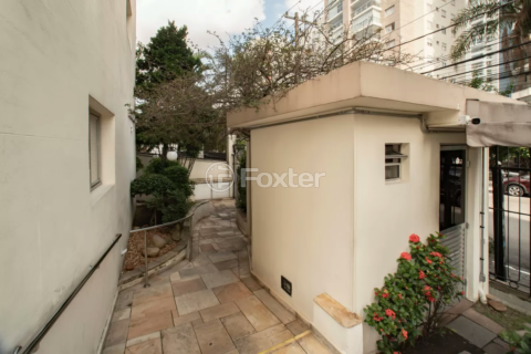 Image 34 - 989457