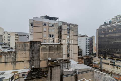 Image 23 - 989459