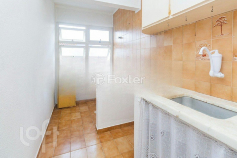 Image 7 - 989526
