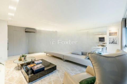 Image 3 - 989533