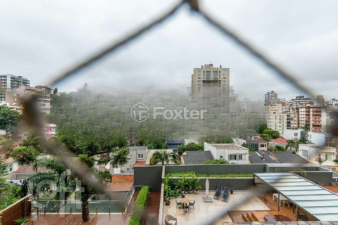 Image 8 - 989533