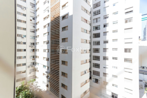 Image 15 - 989787