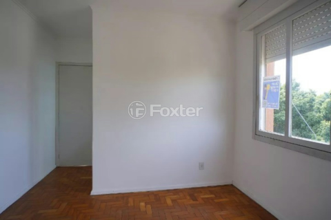 Image 7 - 989799