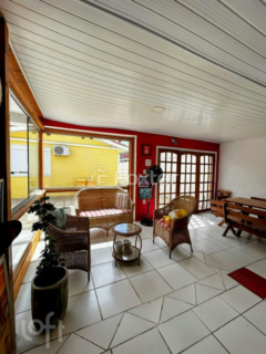 Image 33 - 989801