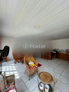 Image 32 - 989801