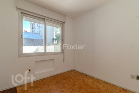 Image 3 - 989828
