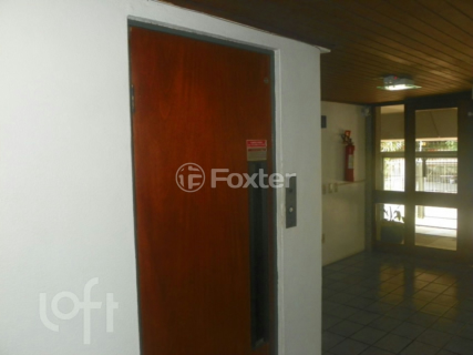Image 7 - 989836