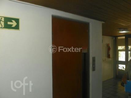 Image 7 - 989840