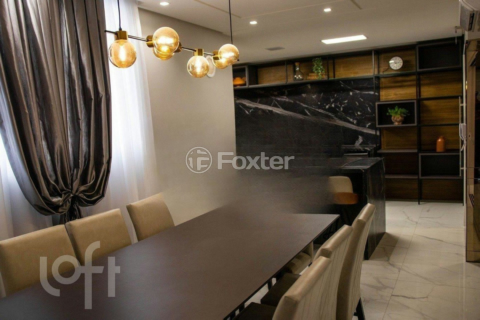Image 33 - 989853