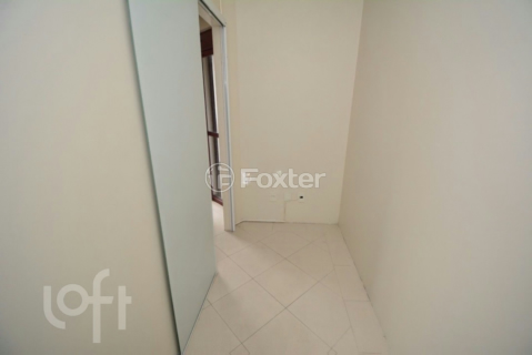 Image 37 - 990065