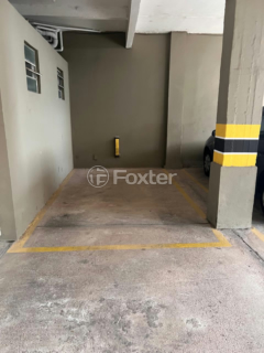 Image 7 - 990118
