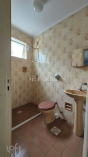 Image 7 - 990143