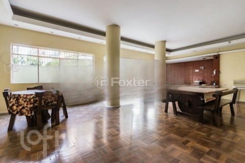 Image 35 - 990207