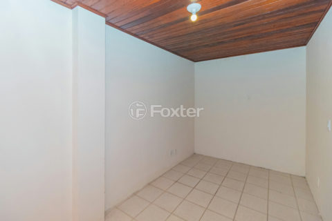 Image 34 - 990238