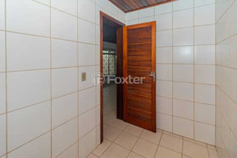 Image 35 - 990238