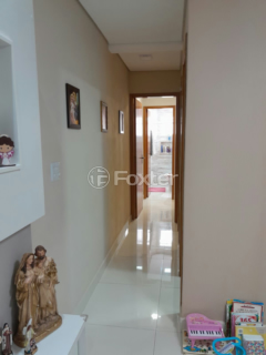 Image 11 - 990253