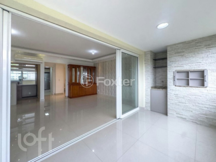Image 6 - 990270