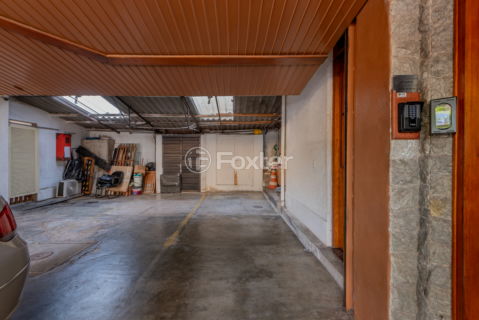 Image 21 - 990416