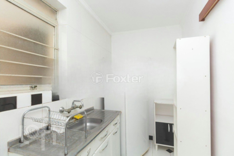 Image 5 - 990446