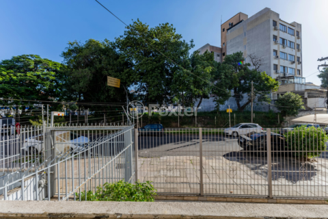 Image 7 - 990448