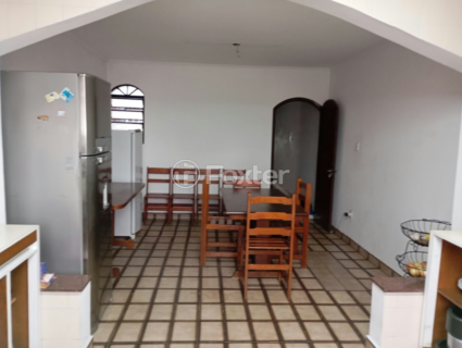 Image 3 - 990453