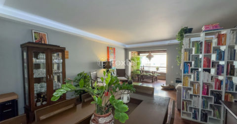 Image 37 - 990473