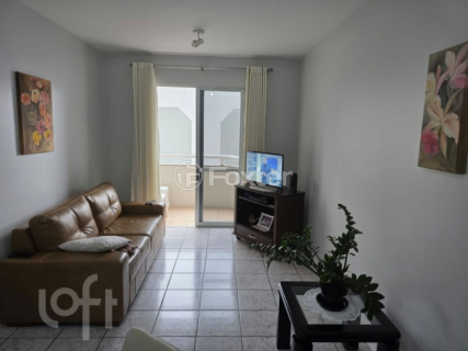Image 3 - 990484