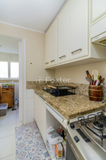 Image 33 - 990534