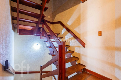 Image 32 - 990716