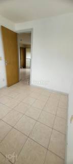 Image 6 - 990773