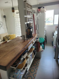 Image 9 - 990846