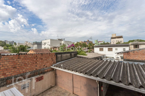 Image 26 - 990852