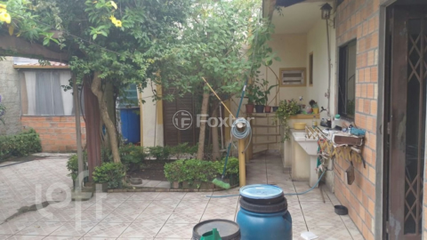 Image 8 - 990881